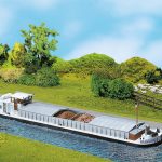 131006 Faller Flussfrachtschiff mit Wohnkaj