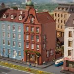 232335 Faller Altstadthaus mit Zigarrenlade