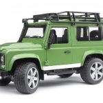 2590 Bruder Land Rover Defender Station Wagon