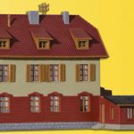 37114 Kibri N Gasthaus zur Eisenbahn mit Biergarten - Afbeelding 4