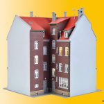 38350 Kibri H0 Eckhaus inkl. Hausbeleuchtungs-Startset