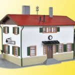 39496 Kibri H0 Bahnhof Maienfeld inkl. Hausbeleuchtungs-Startset