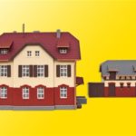 37112 Kibri N Eisenbahnergebäude mit Nebengebäudeinkl. Hausbeleuchtungs-Startset