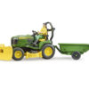 21049 Bruder ohn Deere zitmaaier met aanhanger en tuinman