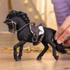 42707 Schleich Pura raza española-hengst met accessoires - Afbeelding 2