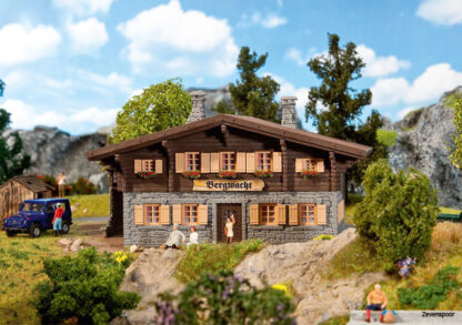 130326 Faller Bergwachthütte