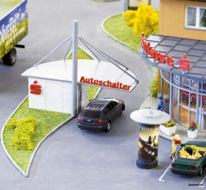 130480 Faller Sparkasse mit Autoschalter - Afbeelding 3